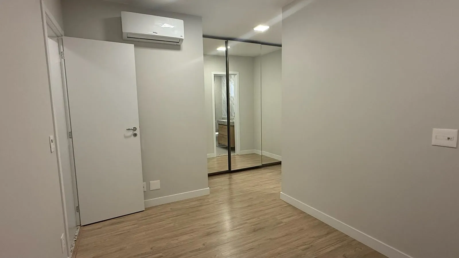 Apartamento, 2 quartos, 63 m² - Foto 5