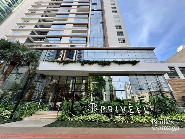 Apartamento com 312m² 3 quartos e 5 banheiros, à venda, no bairro Zona 03 em Maringá