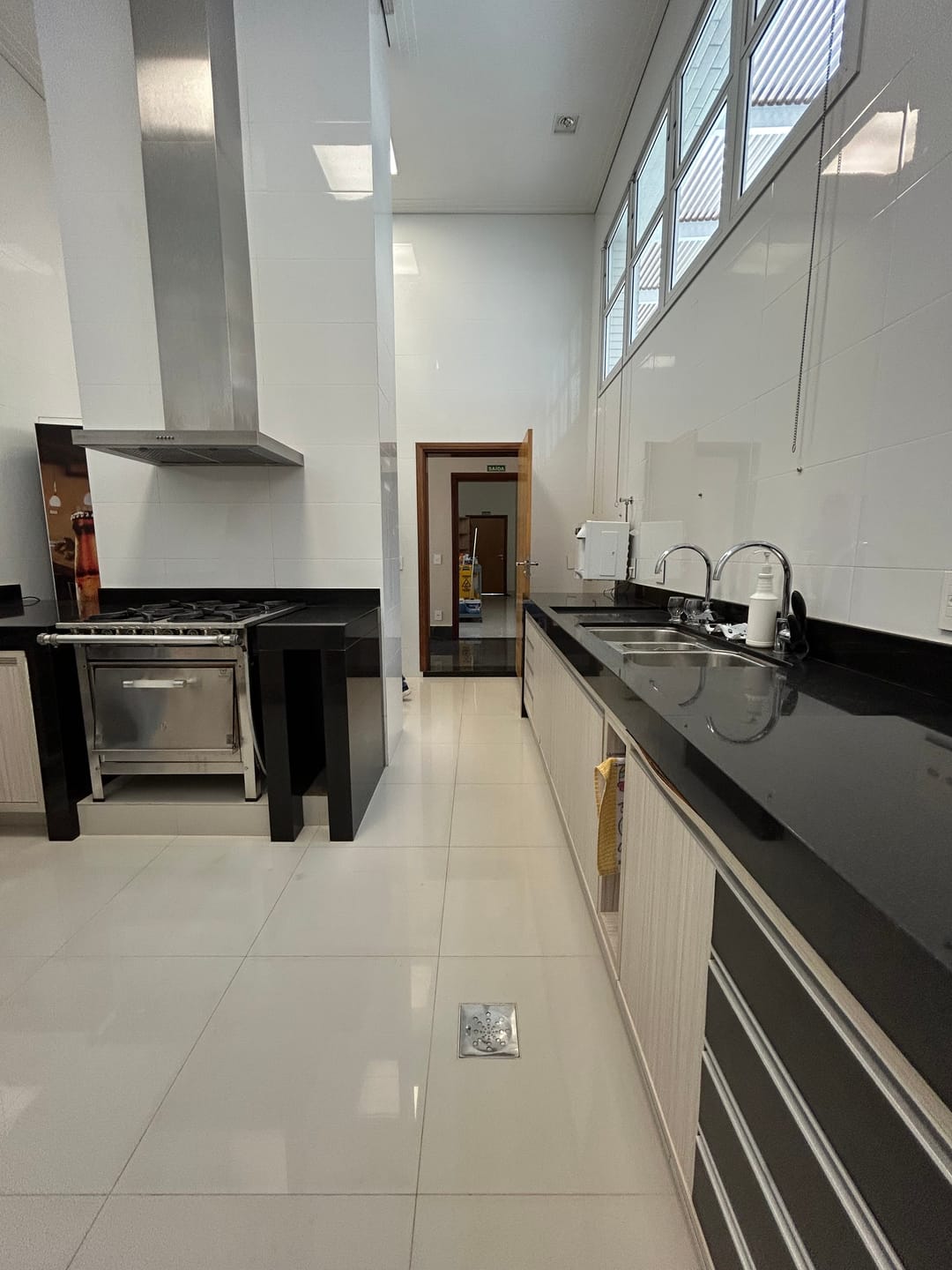 Apartamento à venda e aluguel com 3 quartos, 284m² - Foto 26
