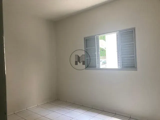 Apartamento com 60m² 2 quartos e 1 banheiro, para alugar, no bairro Engenheiro Neiva em Guaratinguetá