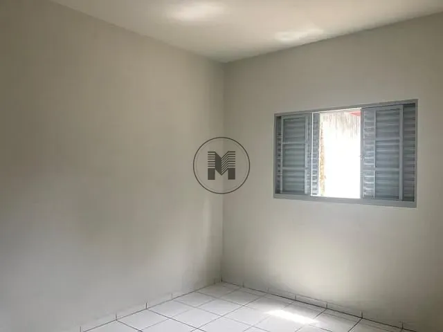 Apartamento com 60m² 2 quartos e 1 banheiro, para alugar, no bairro Engenheiro Neiva em Guaratinguetá