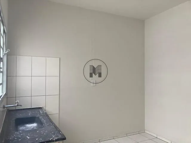 Apartamento com 60m² 2 quartos e 1 banheiro, para alugar, no bairro Engenheiro Neiva em Guaratinguetá