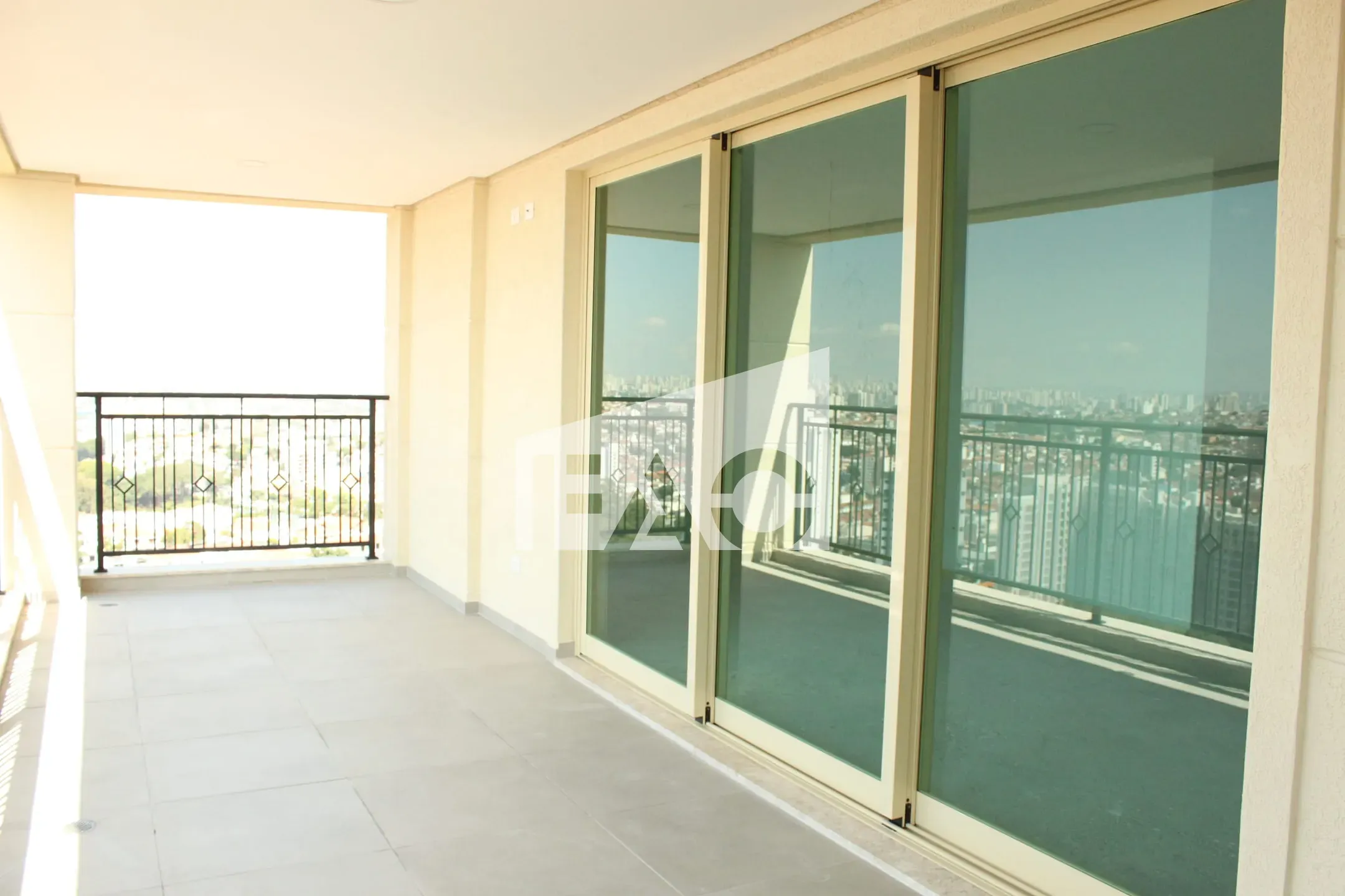 Apartamento, 3 quartos, 120 m² - Foto 2