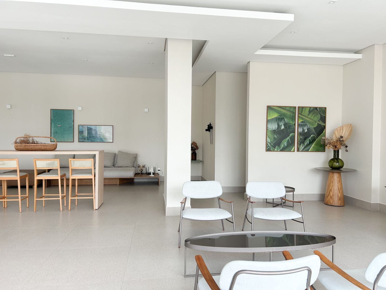 Apartamento à venda e aluguel com 2 quartos, 70m² - Foto 11