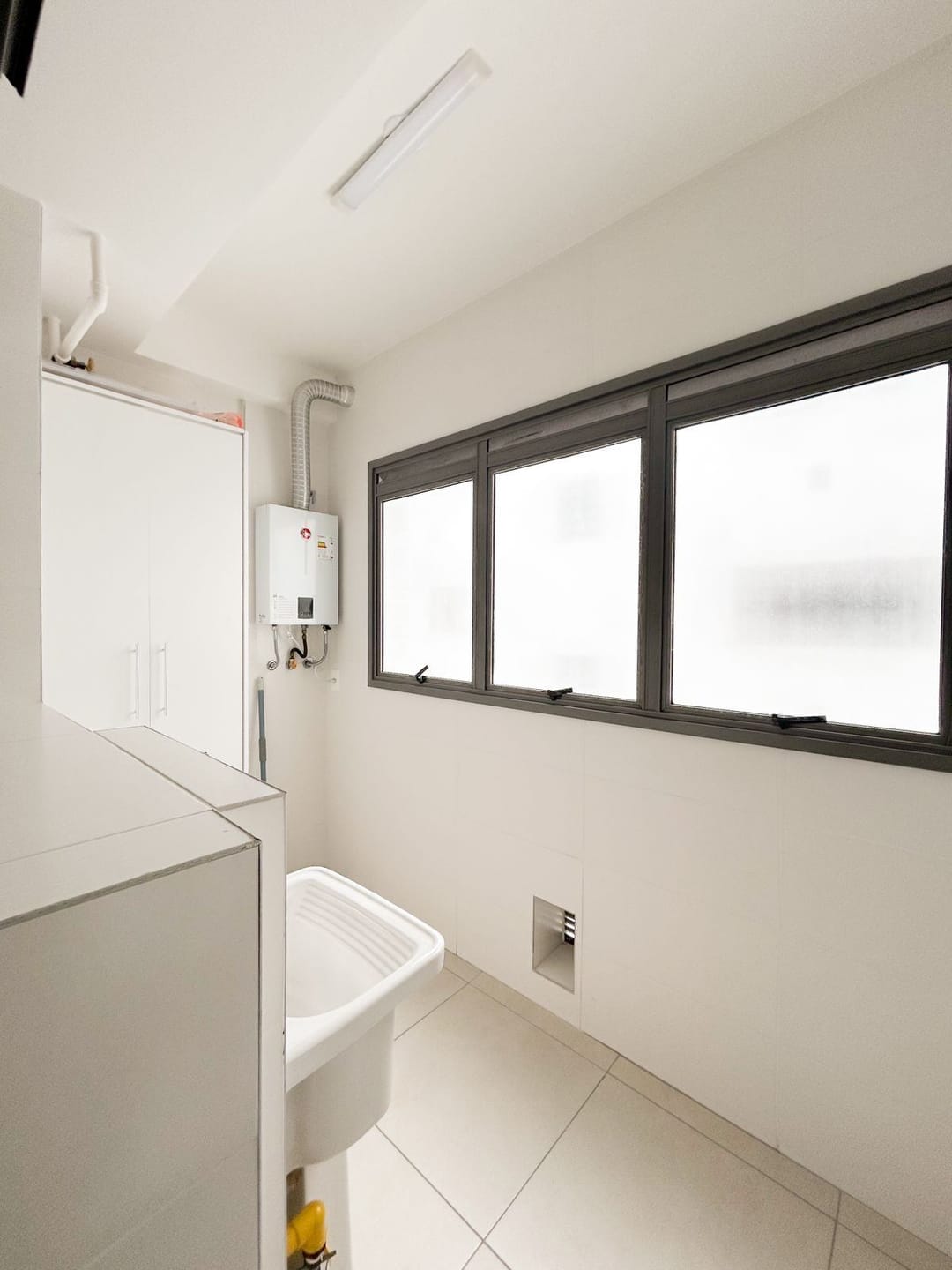 Apartamento à venda e aluguel com 2 quartos, 70m² - Foto 13