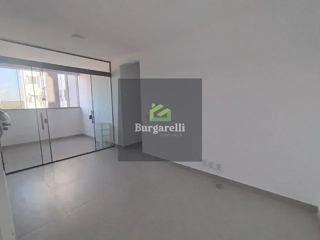 Apartamento 3 quartos e 2 banheiros, para alugar, no bairro Jardim América em Lavras