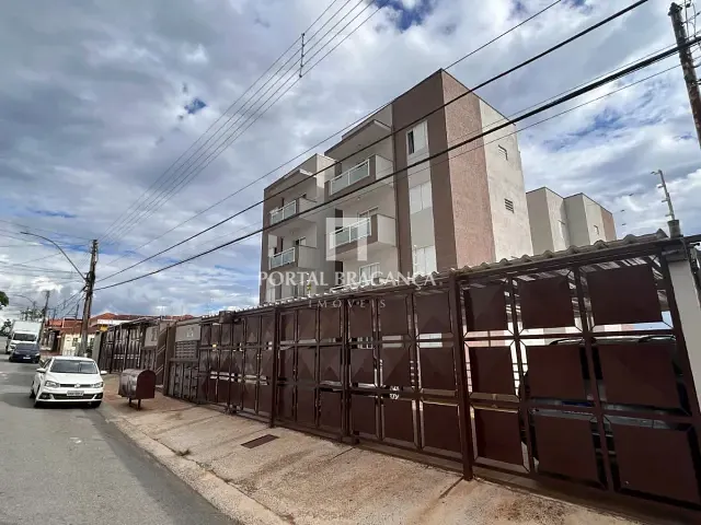 Apartamento 2 quartos e 1 banheiro, à venda, no bairro Vila Municipal em Bragança Paulista
