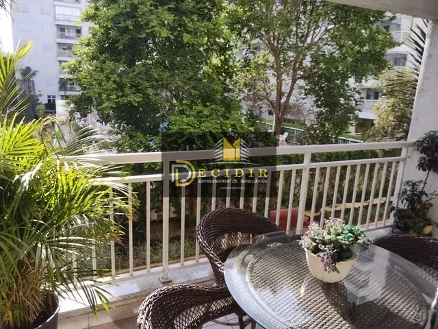 Apartamento 3 quartos e 3 banheiros, à venda, no bairro Vila Isa em São Paulo