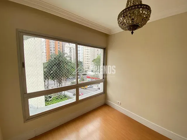Apartamento com 75m² 3 quartos e 2 banheiros, para alugar, no bairro Aclimação em São Paulo