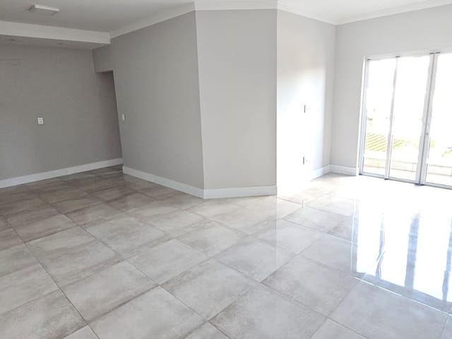Apartamento 3 quartos e 2 banheiros, à venda, no bairro Centro em Franca