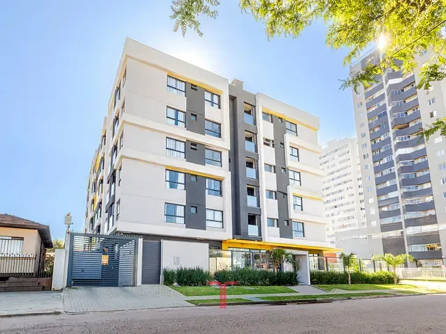 Apartamento com 32m² 1 quarto e 1 banheiro, à venda, no bairro Capão Raso em Curitiba