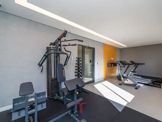 Apartamento com 32m² 1 quarto e 1 banheiro, à venda, no bairro Capão Raso em Curitiba