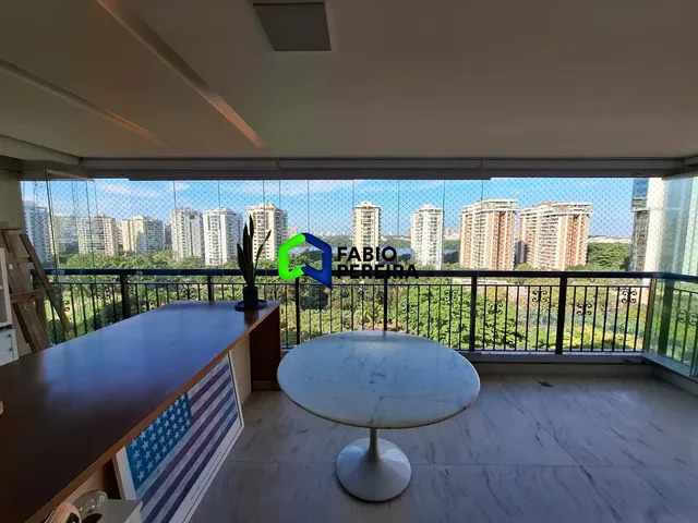 Apartamento com 192m² 3 quartos e 4 banheiros, para alugar, no bairro Barra da Tijuca em Rio de Janeiro