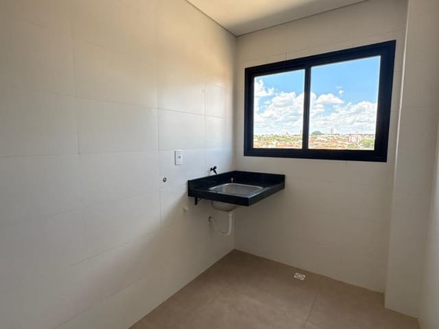 Apartamento com 70m² 2 quartos e 1 banheiro, à venda, no bairro Cariobinha em Americana