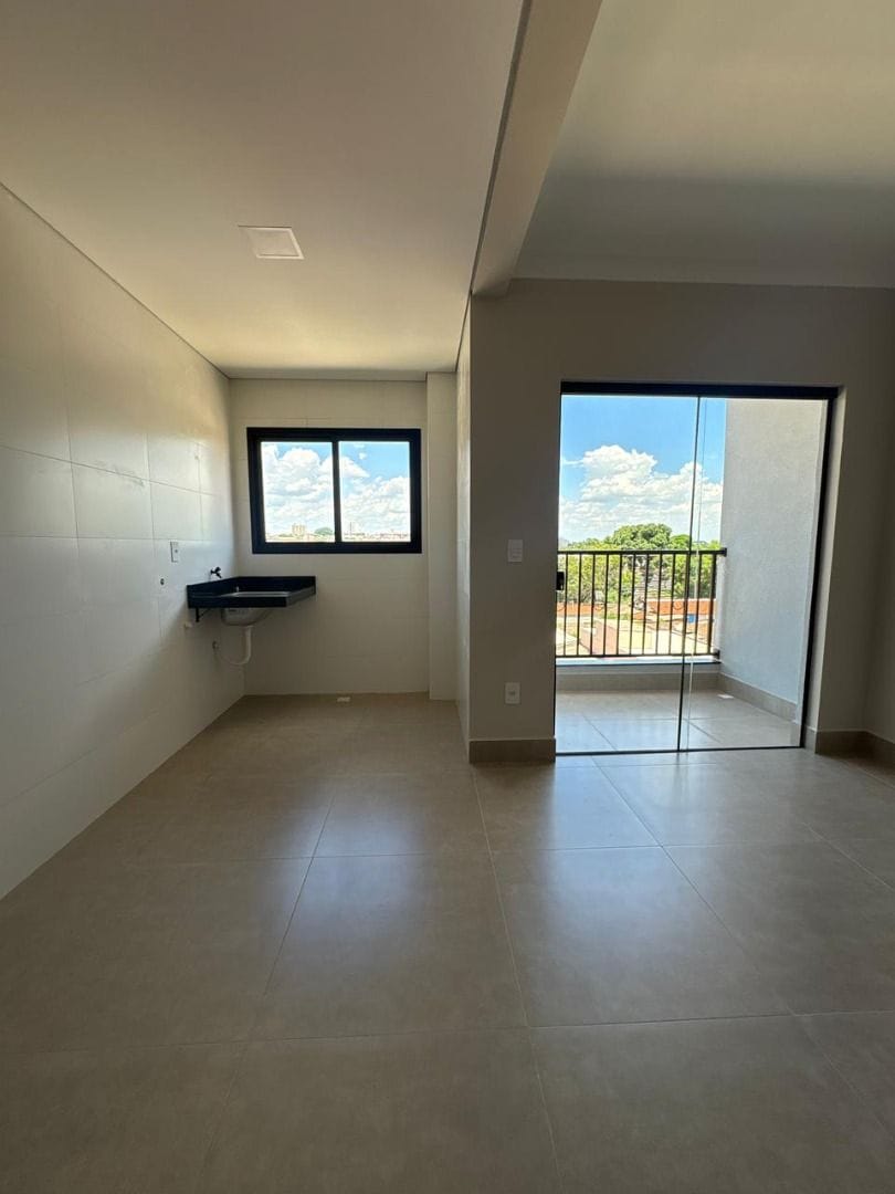 Apartamento, 2 quartos, 70 m² - Foto 2
