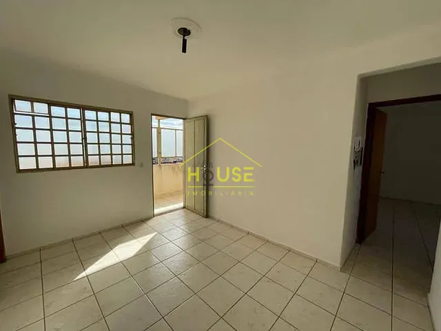 Apartamento 2 quartos e 1 banheiro, à venda, no bairro Santa Luzia em Votuporanga