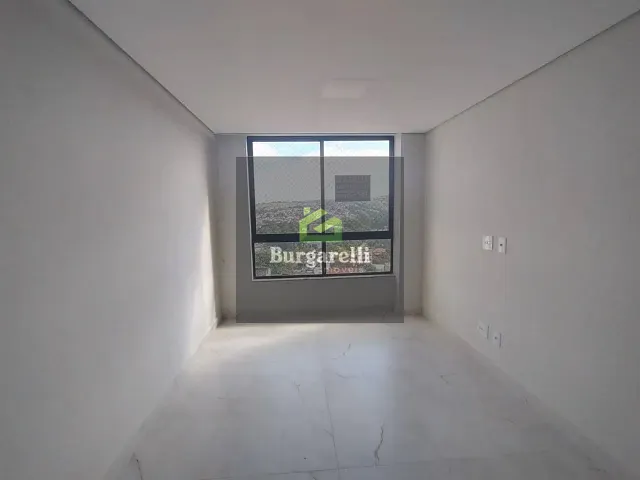 Apartamento 2 quartos e 2 banheiros, para alugar, no bairro Centro em Lavras