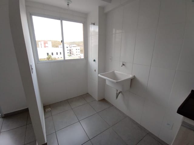 Apartamento 2 quartos e 1 banheiro, para alugar, no bairro Residencial Veredas em Poços de Caldas