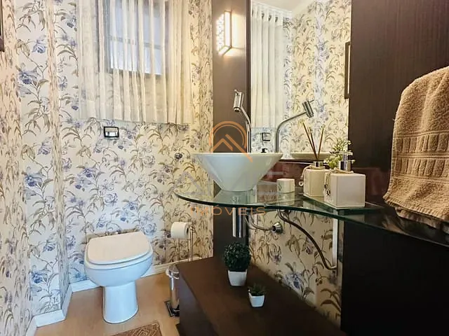 Apartamento com 260m² 4 quartos e 3 banheiros, à venda, no bairro Centro em Pelotas