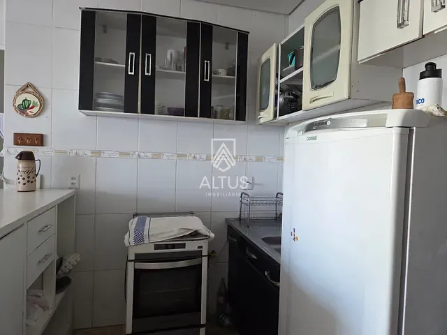 Apartamento 2 quartos e 1 banheiro, à venda, no bairro Pituba em Salvador