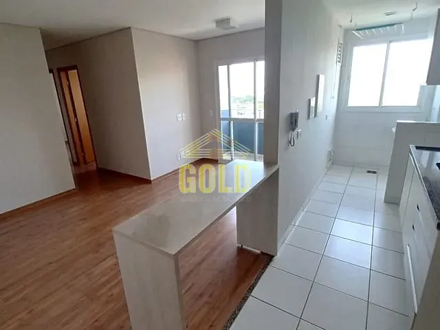 Apartamento com 100m² 3 quartos e 1 banheiro, para alugar, no bairro Vitória em Londrina