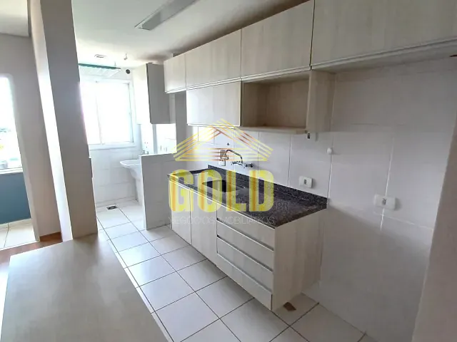 Apartamento com 100m² 3 quartos e 1 banheiro, para alugar, no bairro Vitória em Londrina