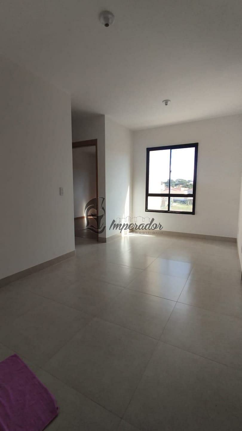 Apartamento à venda e aluguel com 2 quartos, 50m² - Foto 2