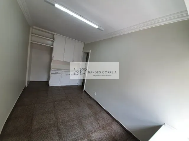 Apartamento com 430m² 4 quartos e 5 banheiros, à venda, no bairro Centro em Londrina