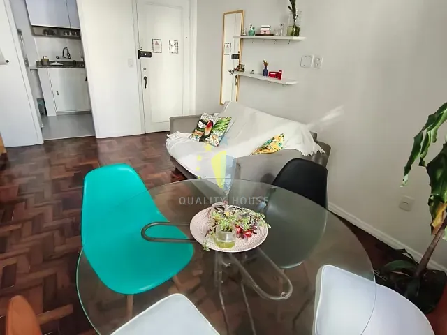 Apartamento com 43m² 2 quartos e 1 banheiro, à venda, no bairro Copacabana em Rio de Janeiro