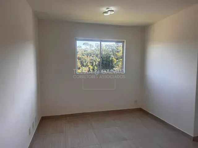 Apartamento com 40m² 2 quartos e 1 banheiro, para alugar, no bairro Colônia Antônio Prado em Almirante Tamandaré