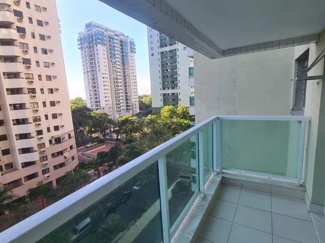 Apartamento 2 quartos e 1 banheiro, para alugar, no bairro Barra da Tijuca em Rio de Janeiro