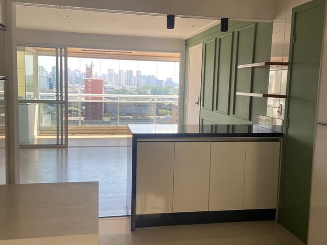 Apartamento com 128m² 3 quartos e 4 banheiros, à venda ou para alugar, no bairro Centro em Santo André