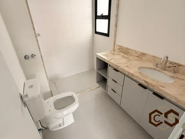 Apartamento com 71m² 2 quartos e 3 banheiros, à venda ou para alugar, no bairro Centro em Indaiatuba