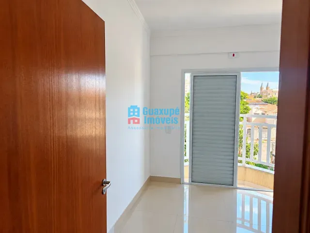 Apartamento 2 quartos e 2 banheiros, à venda, no bairro Centro em Guaxupé
