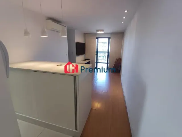 Apartamento 3 quartos e 2 banheiros, à venda, no bairro Recreio dos Bandeirantes em Rio de Janeiro