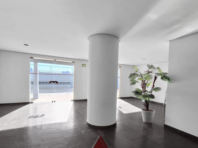 Apartamento com 183m² 3 quartos e 2 banheiros, à venda, no bairro Centro em Franca