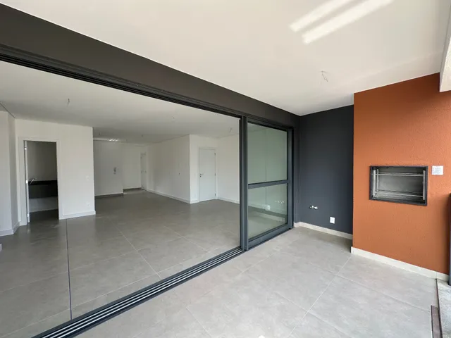 Apartamento com 213m² 1 quarto e 3 banheiros, à venda, no bairro Gleba Palhano em Londrina