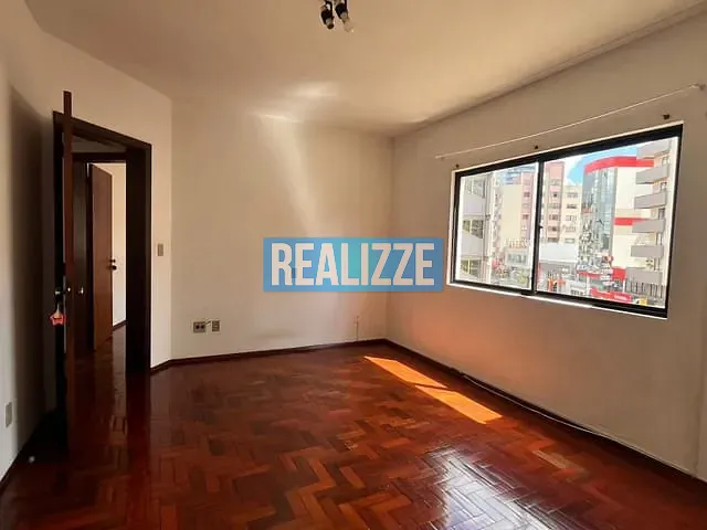 Apartamento 3 quartos e 1 banheiro, para alugar, no bairro Centro em Marau