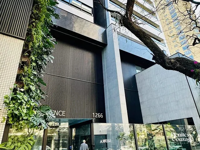 Apartamento 4 quartos e 6 banheiros, à venda, no bairro Zona 01 em Maringá