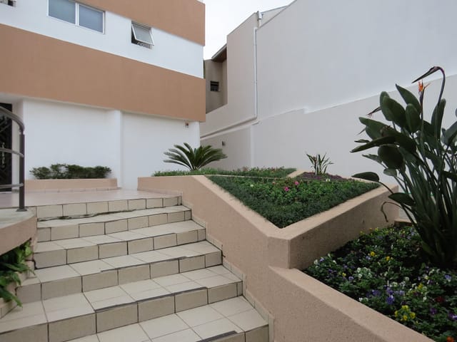 Apartamento com 170m² 3 quartos e 3 banheiros, à venda ou para alugar, no bairro Centro em Ponta Grossa