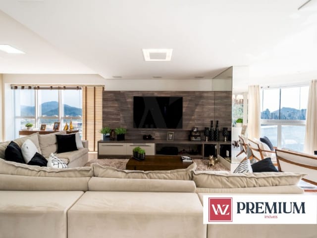 Apartamento com 236m², à venda, no bairro CENTRO em BALNEÁRIO CAMBORIÚ