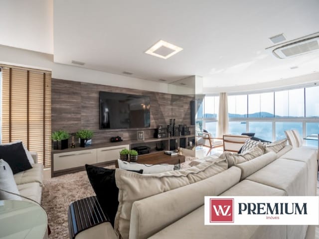 Apartamento com 236m², à venda, no bairro CENTRO em BALNEÁRIO CAMBORIÚ