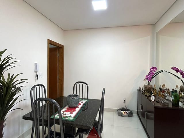 Apartamento 2 quartos e 1 banheiro, à venda, no bairro Centro em Franca