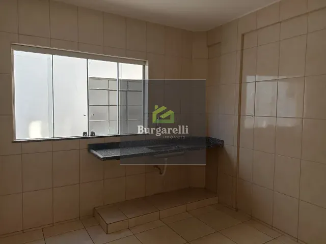 Apartamento 3 quartos e 2 banheiros, para alugar, no bairro Santa Efigênia em Lavras