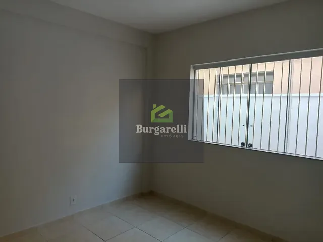 Apartamento 3 quartos e 2 banheiros, para alugar, no bairro Santa Efigênia em Lavras
