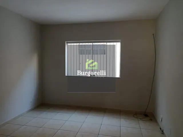 Apartamento 3 quartos e 2 banheiros, para alugar, no bairro Santa Efigênia em Lavras