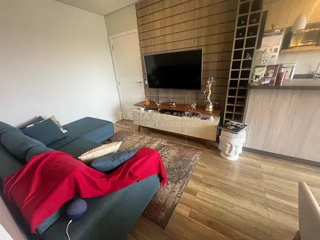 Apartamento com 72m² 2 quartos e 2 banheiros, para alugar, no bairro Santo Inácio em Curitiba