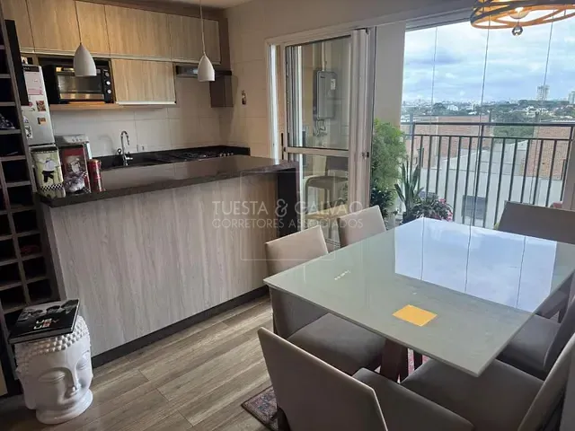 Apartamento com 72m² 2 quartos e 2 banheiros, para alugar, no bairro Santo Inácio em Curitiba