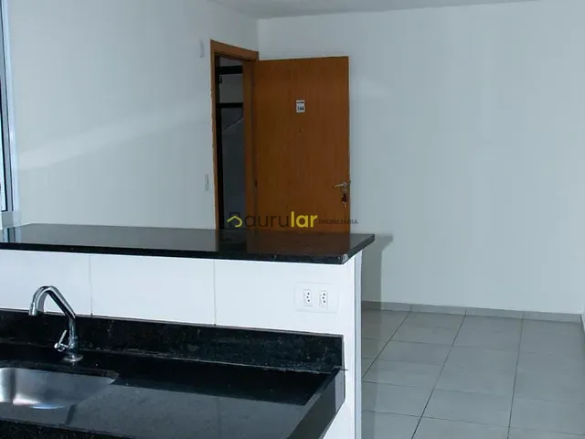 Apartamento 2 quartos e 1 banheiro, à venda ou para alugar, no bairro Jardim Maria Célia em Bauru