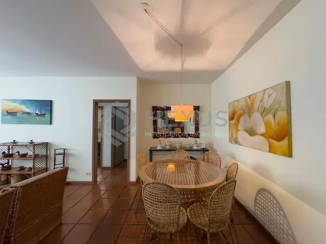 Apartamento 2 quartos e 2 banheiros, à venda, no bairro Pitangueiras em Guarujá